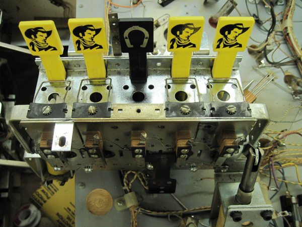 The drop target mechanism.